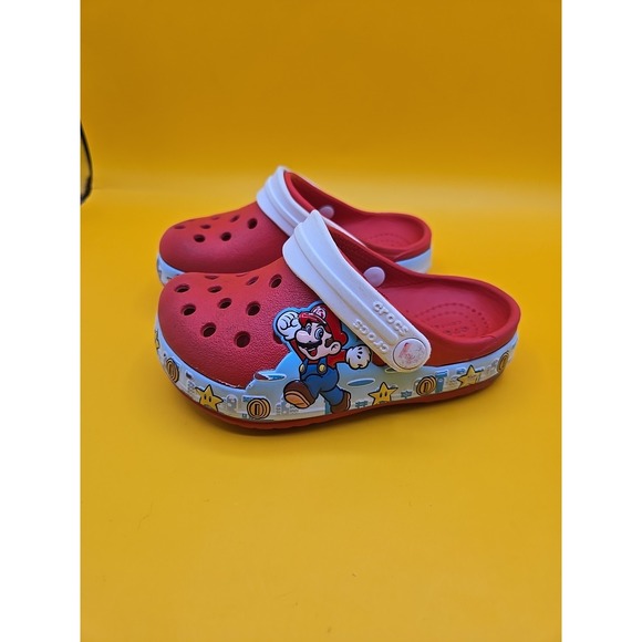 CROCS Other - Toddler Crocs Fun Lab Mario C7